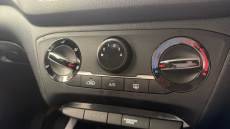 Hyundai i20 1.2 MPi S Connect 5dr Petrol Hatchback